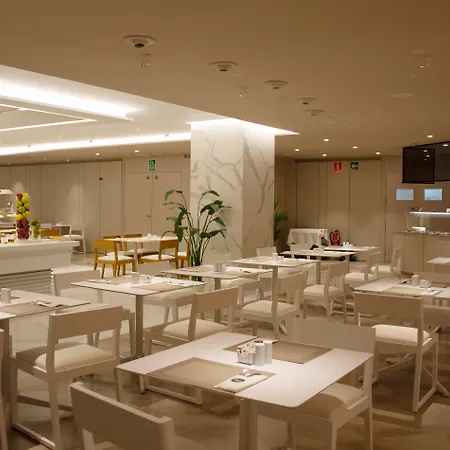 Sh瓦伦西亚宫酒店 酒店