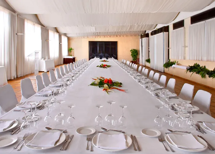 Sh瓦伦西亚宫酒店