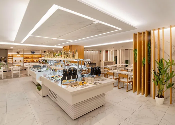 Sh Palace 5* Valencia